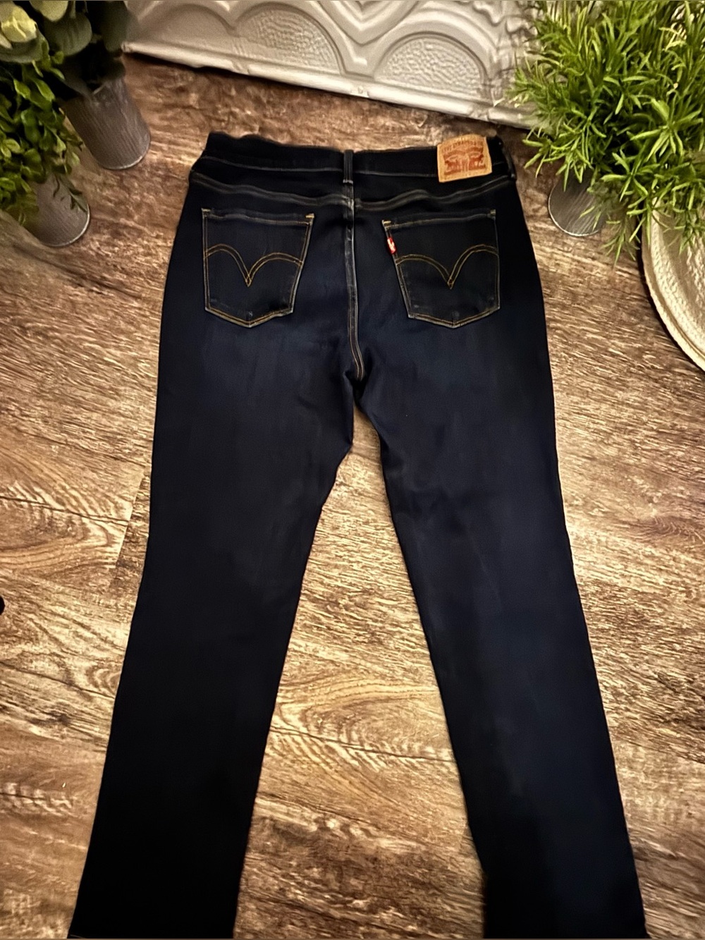 Levi's Women’s 505 Straight Jeans — Deep Indigo - Picture 5 of 10